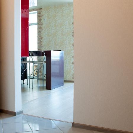 Apartment On Bogatyrskaya 6A Киев Екстериор снимка