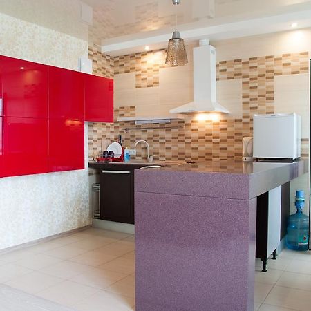 Apartment On Bogatyrskaya 6A Киев Екстериор снимка