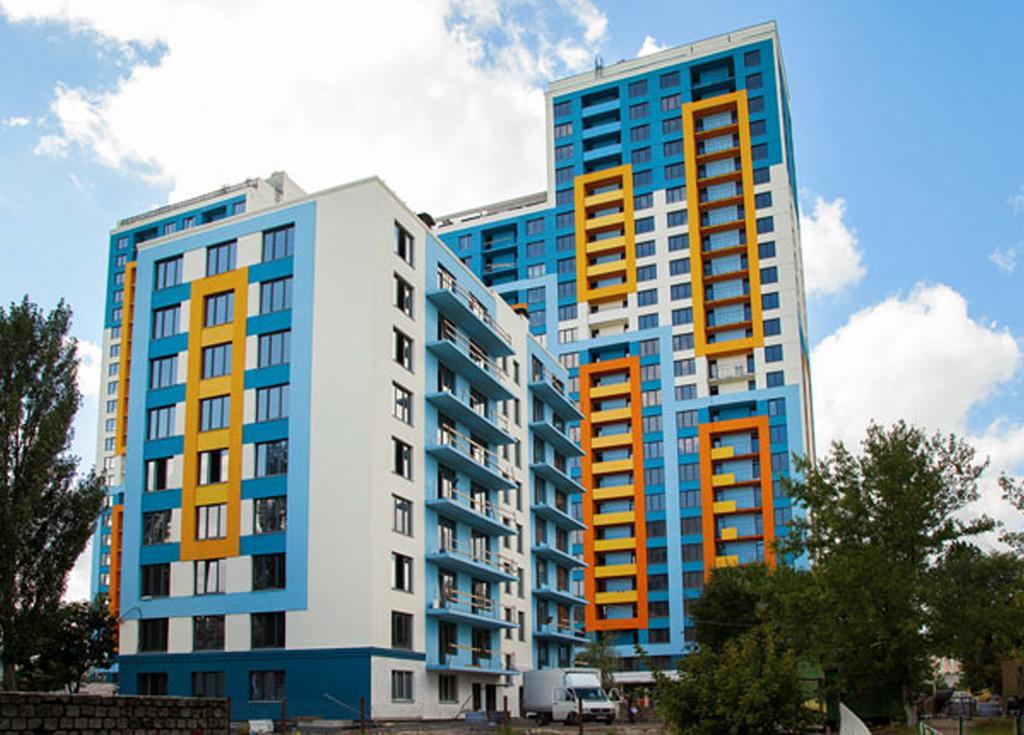 Apartment On Bogatyrskaya 6A Киев Екстериор снимка