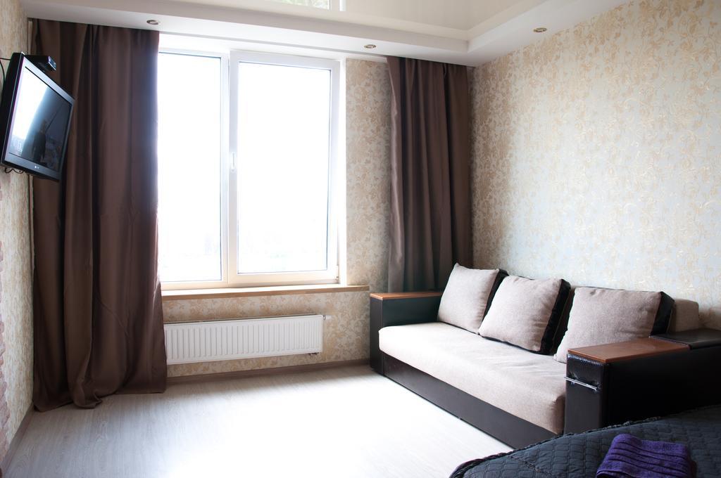Apartment On Bogatyrskaya 6A Киев Екстериор снимка