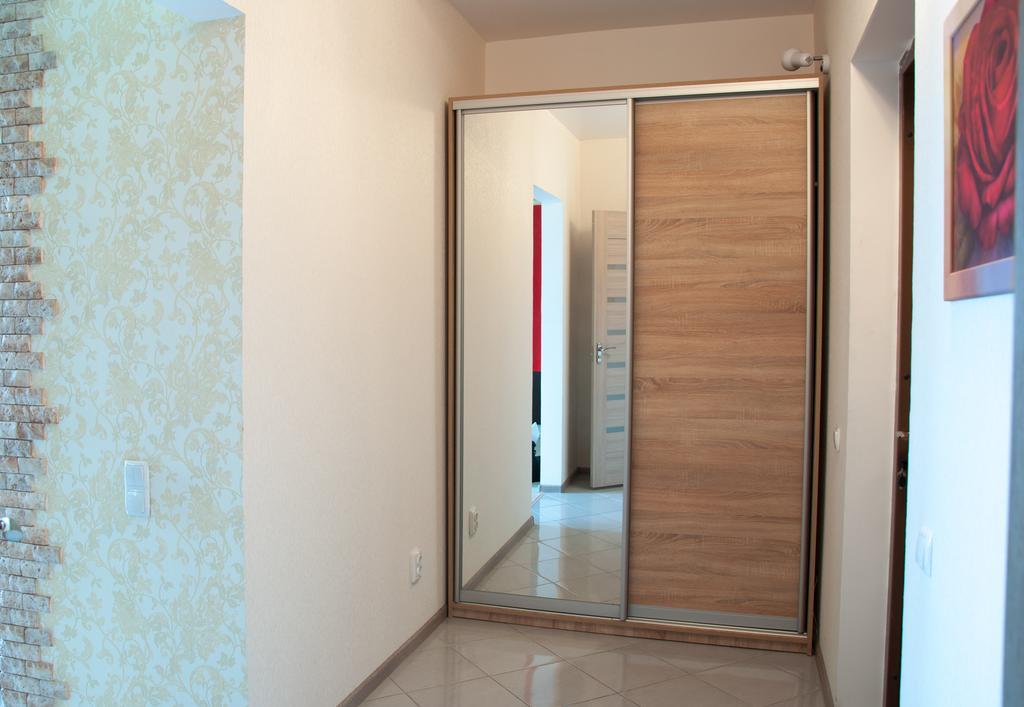 Apartment On Bogatyrskaya 6A Киев Екстериор снимка